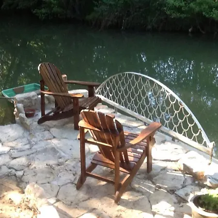 En Bord De Rivière Couette-café Casseneuil