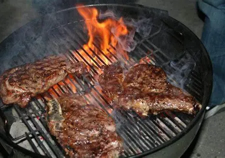 En Bord De Rivière 4*