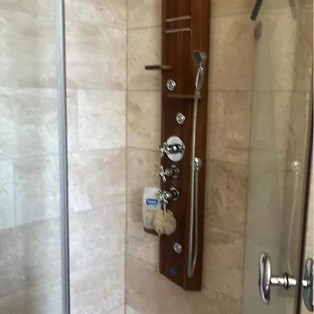 En Bord De Riviere Bed & Breakfast 4*