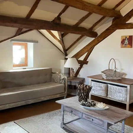 En Bord De Riviere Bed & Breakfast