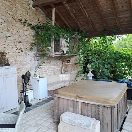 Bed & Breakfast En Bord De Riviere