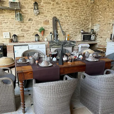 Bed & Breakfast En Bord De Riviere Casseneuil