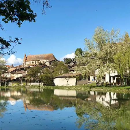 En Bord De Riviere Bed & Breakfast Casseneuil