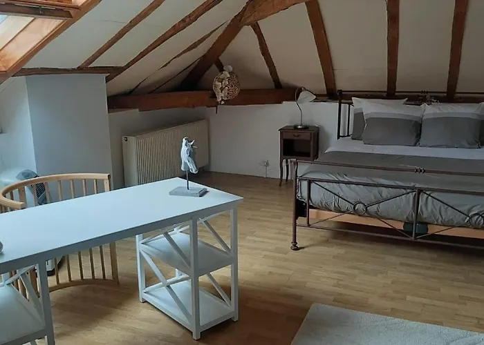 Bed & Breakfast En Bord De Riviere 4*