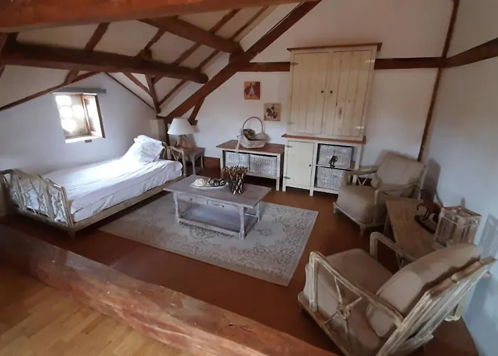 En Bord De Riviere 住宿加早餐酒店