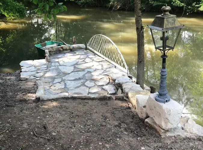 住宿加早餐酒店 En Bord De Riviere Casseneuil