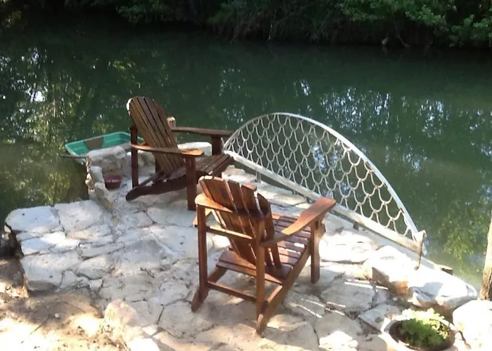En Bord De Riviere Bed & Breakfast Casseneuil