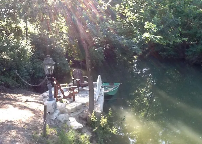 住宿加早餐酒店 En Bord De Riviere 4*